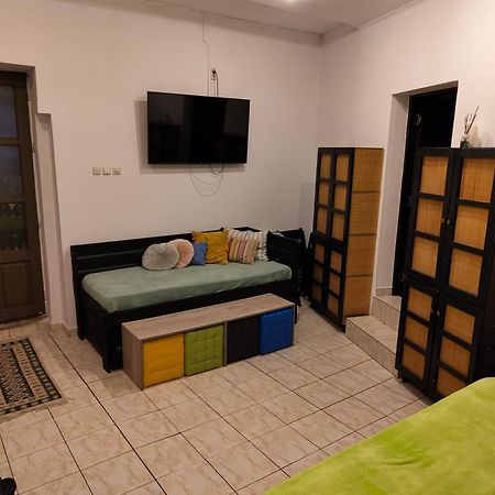 Apartament Corana Орадя Екстер'єр фото
