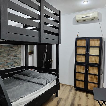Apartament Corana Орадя Екстер'єр фото