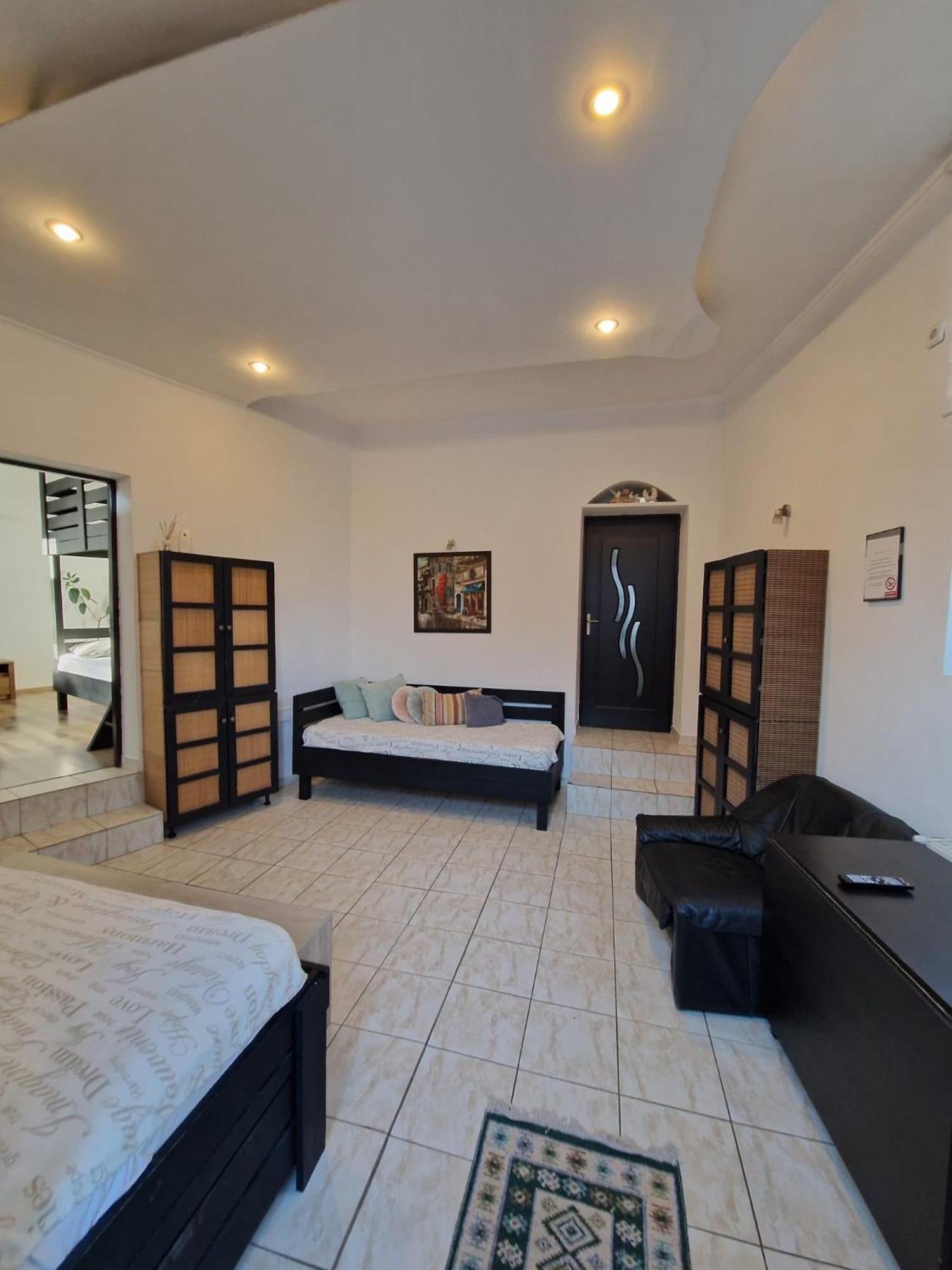 Apartament Corana Орадя Екстер'єр фото